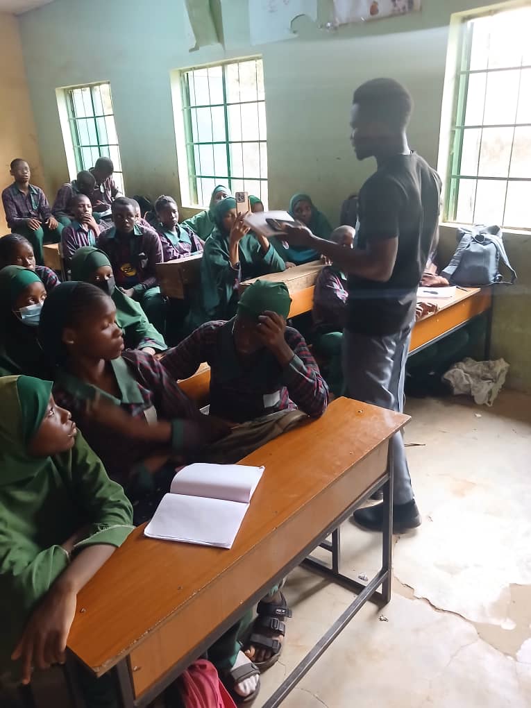 TekTribe facilitator at Excel School Outreach